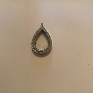 Classic Hinged Loving Locket NEW